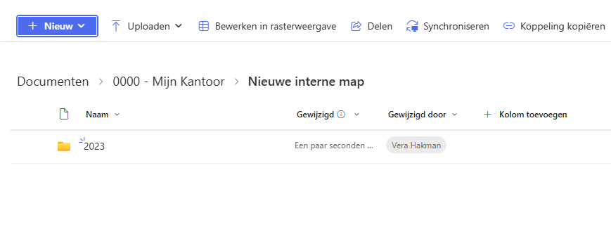 De map "Nieuwe interne map" in SharePoint met daarin de jaartalmap "2023".