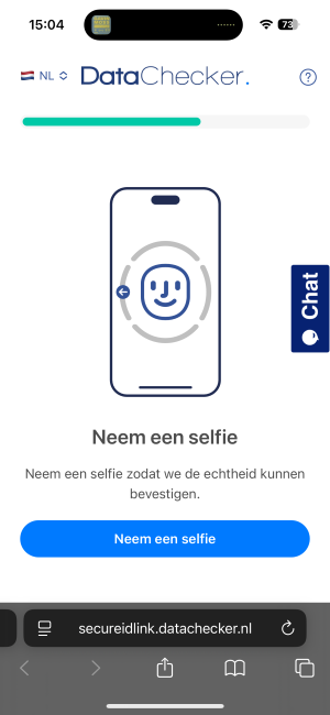 DataChecker-scherm met de opdracht om een selfie te nemen, met de knop Neem een selfie.