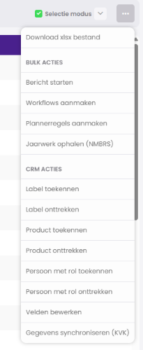 Het menu met de drie puntjes rechtsboven in Relatie insights, met de opties Download xlsx bestand, de bulkacties en de CRM-acties.