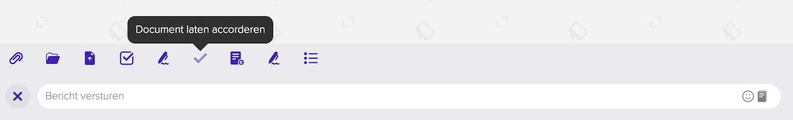 De geopende powertools boven het tekstvenster, waarbij het vinkje-icoon is gemarkeerd met de tooltip Document laten accorderen.